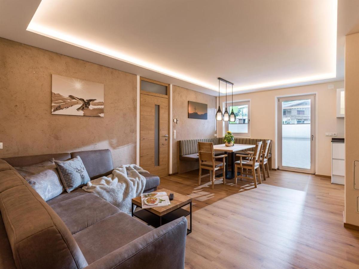 Apart Painting Ried im Zillertal Exterior foto
